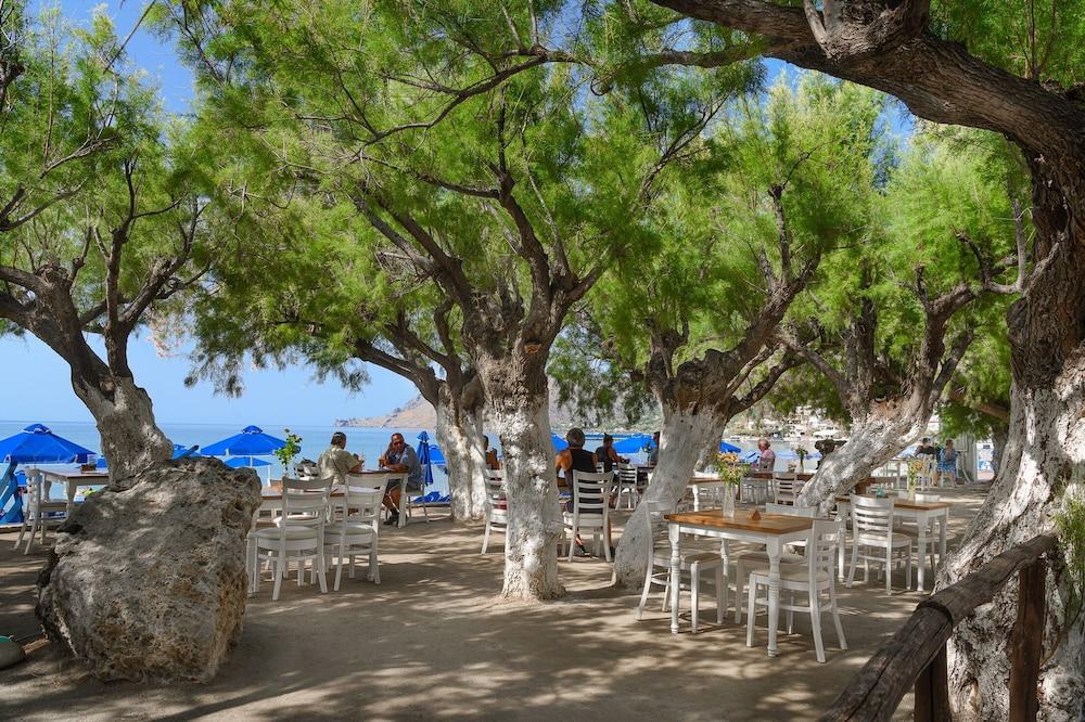 Alianthos Beach Hotel Plakiász Kültér fotó