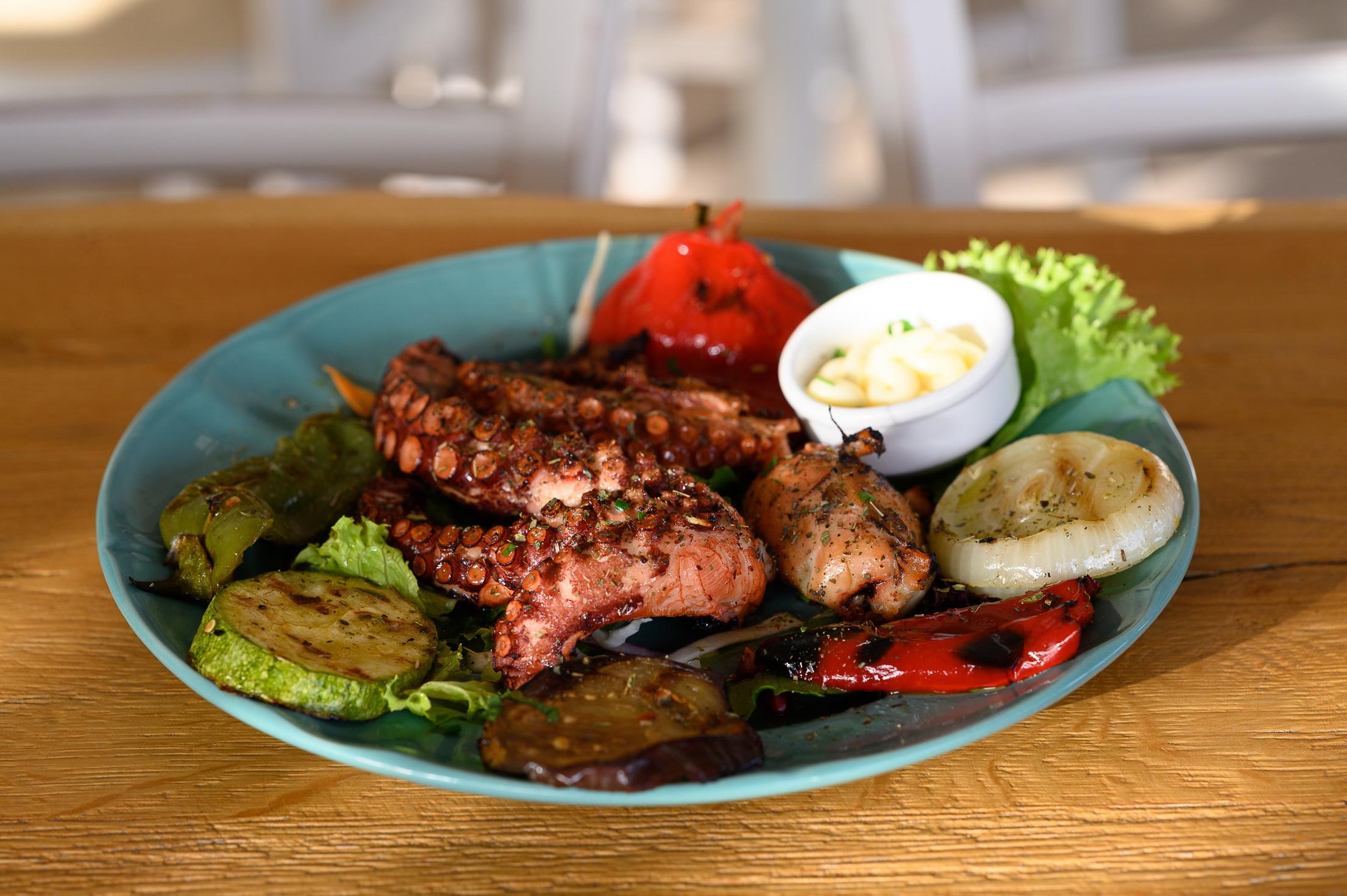 Alianthos Beach Hotel Plakiász Kültér fotó