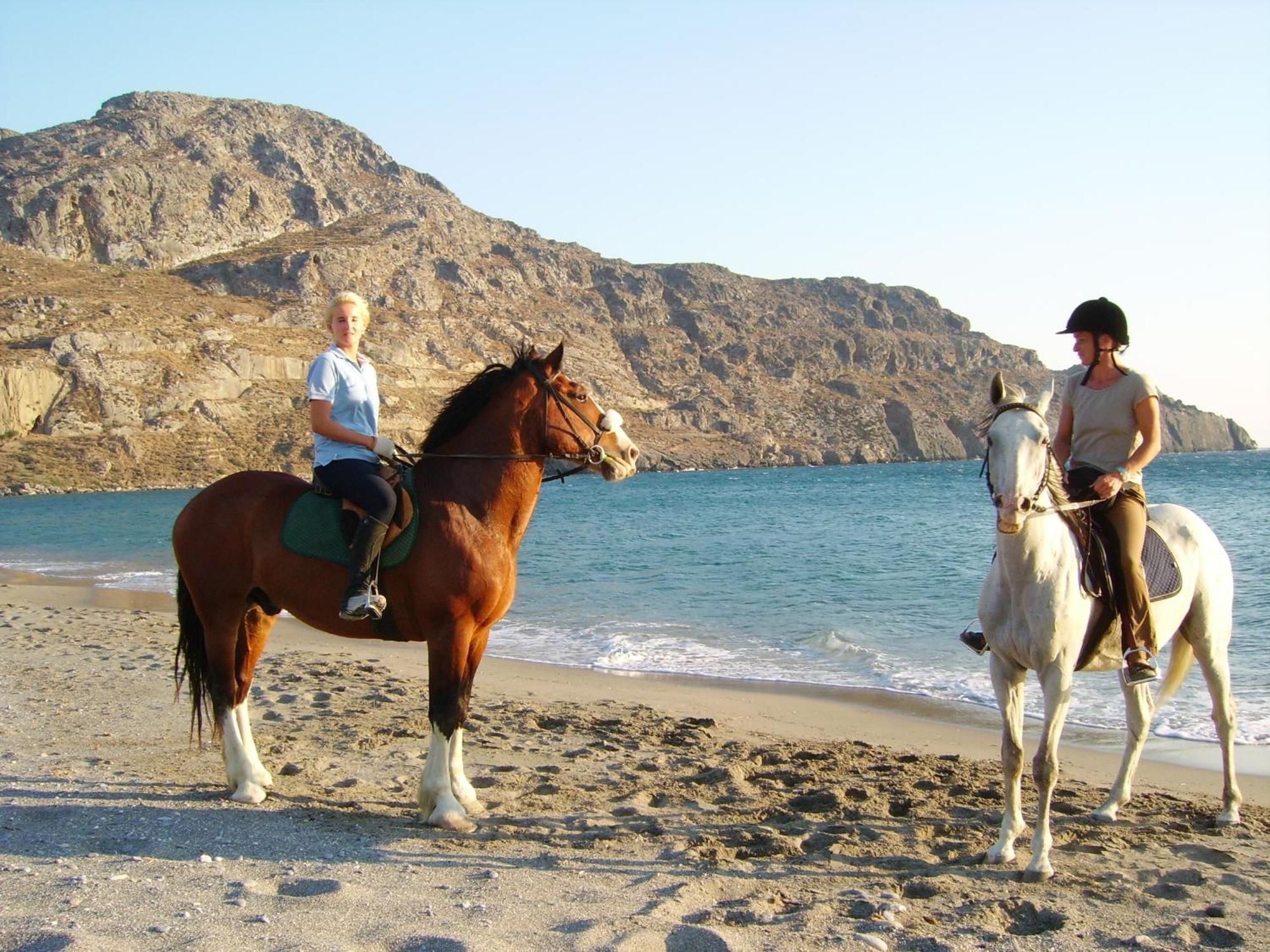 Alianthos Beach Hotel Plakiász Kültér fotó