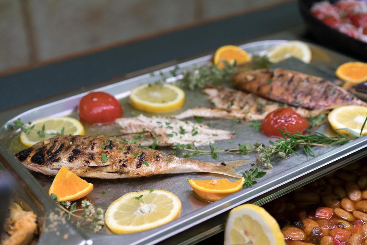 Alianthos Beach Hotel Plakiász Kültér fotó